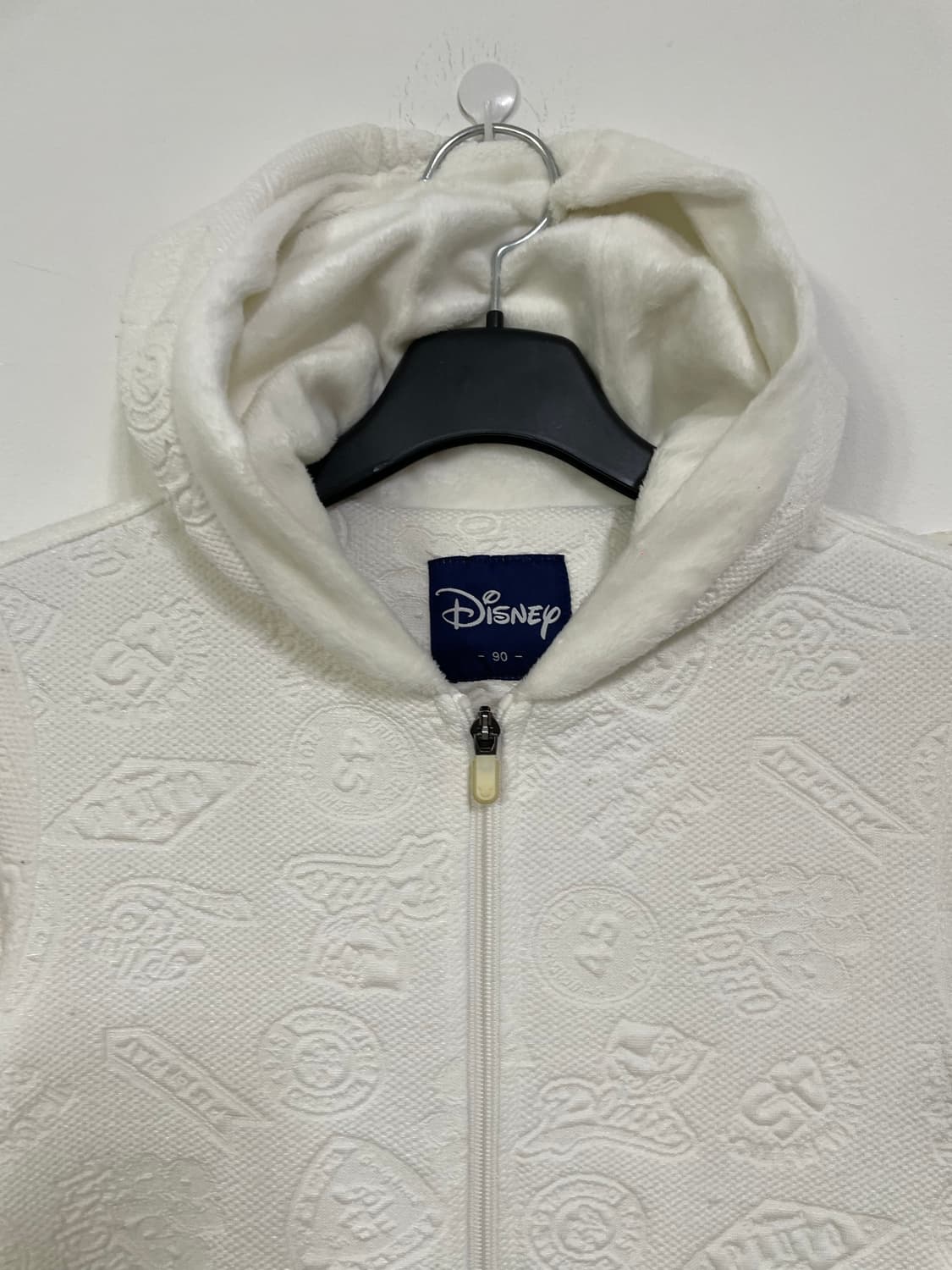 디즈니 화이트 엠보싱 후드집업 상품이미지4