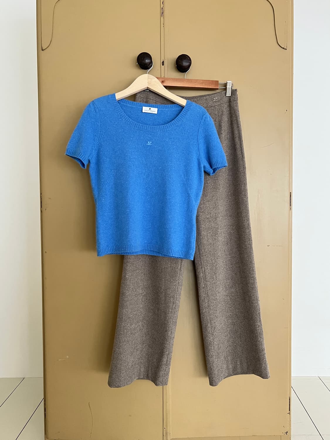 꾸레쥬 캐시미어 글리터 숏슬리브 니트 상품이미지7