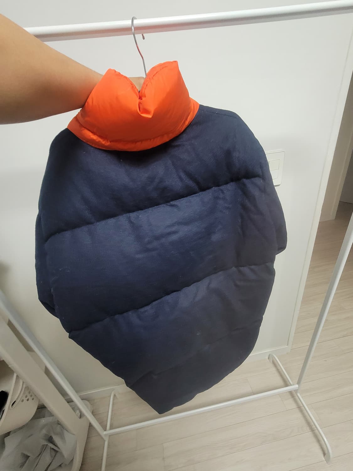 몽클레어 패딩 네이비/오렌지 상품이미지3