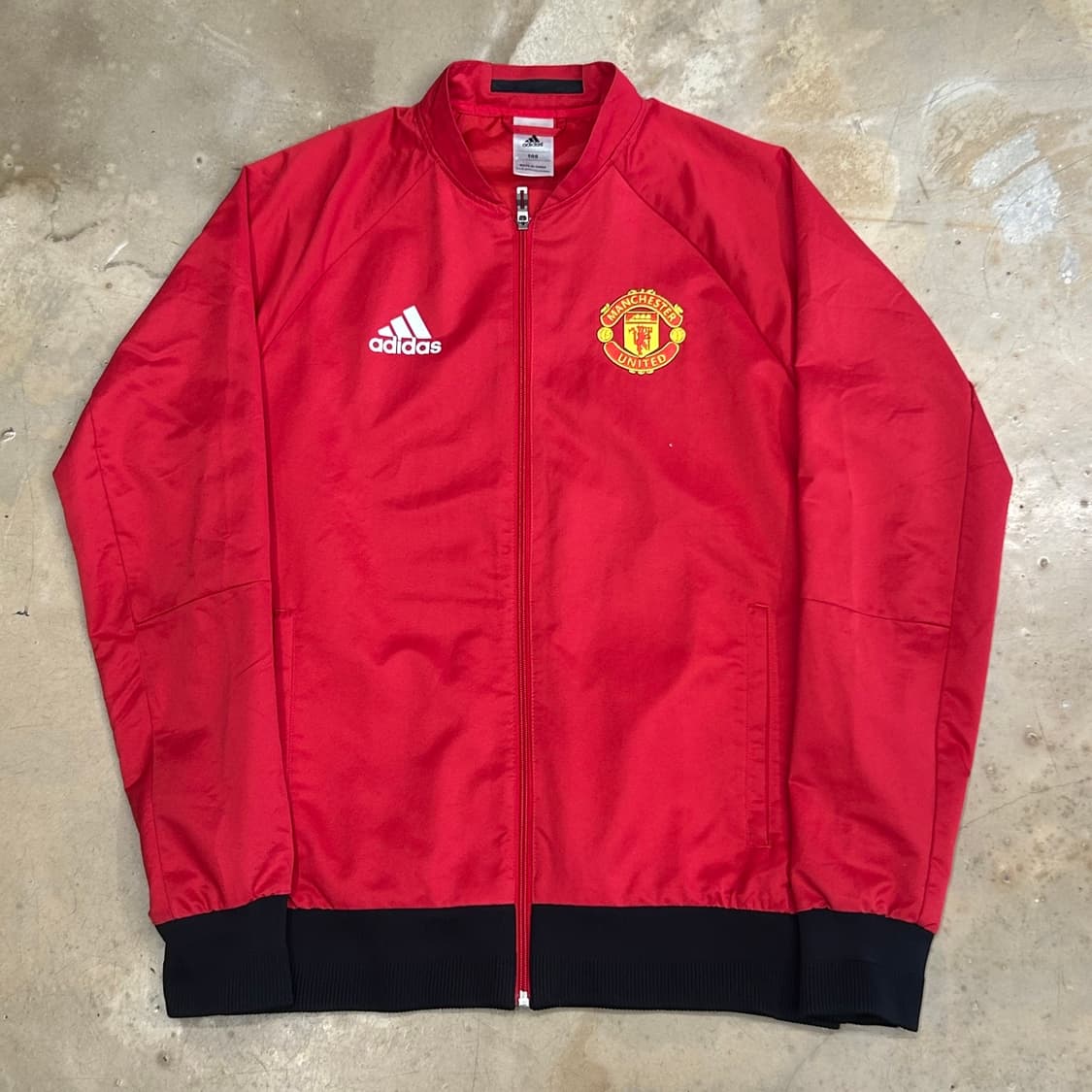 105 아디다스 맨체스터 유나이티드 레드 바람막이 상품이미지2