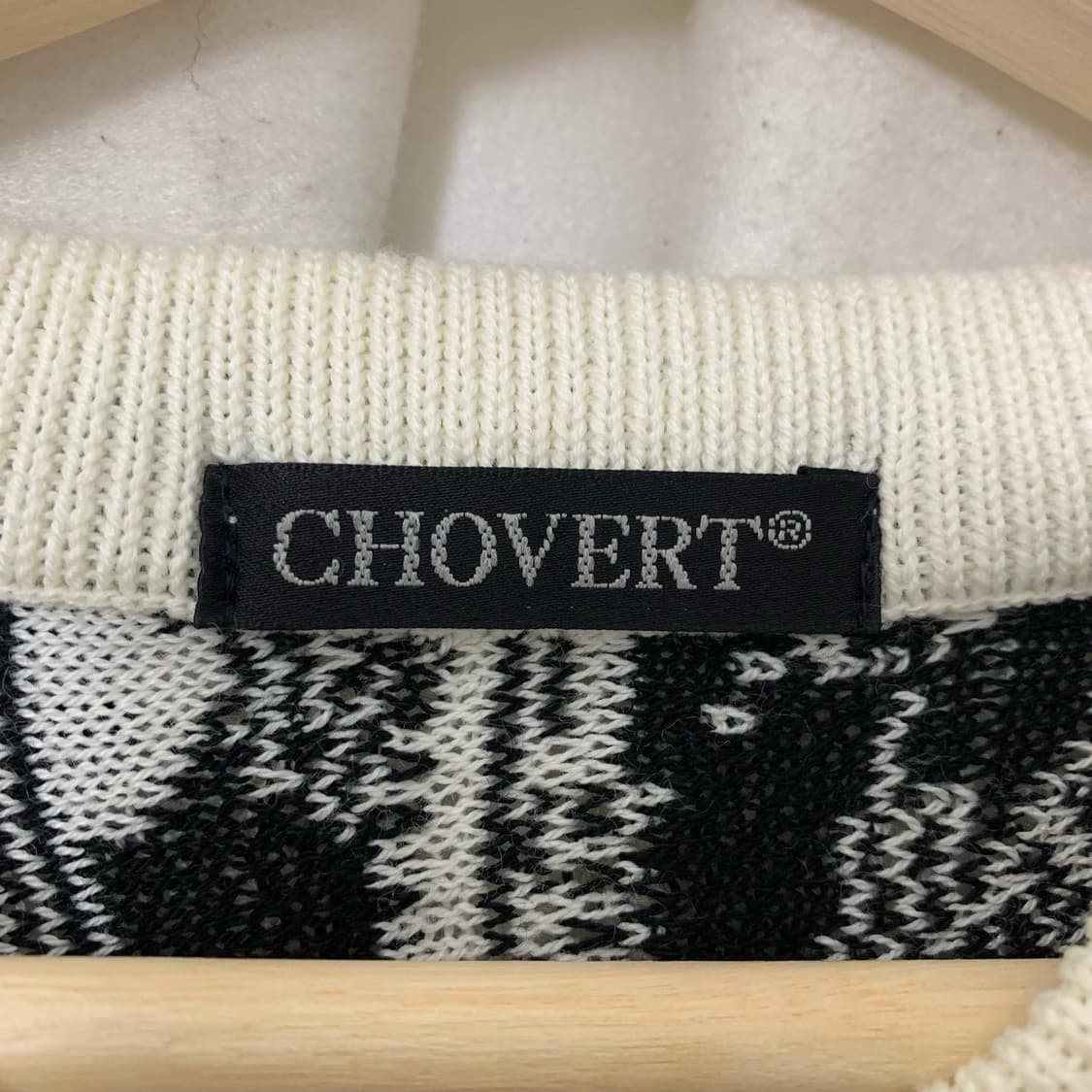 초버트 멀티컬러 케이블 패턴 하프 니트 상품이미지6