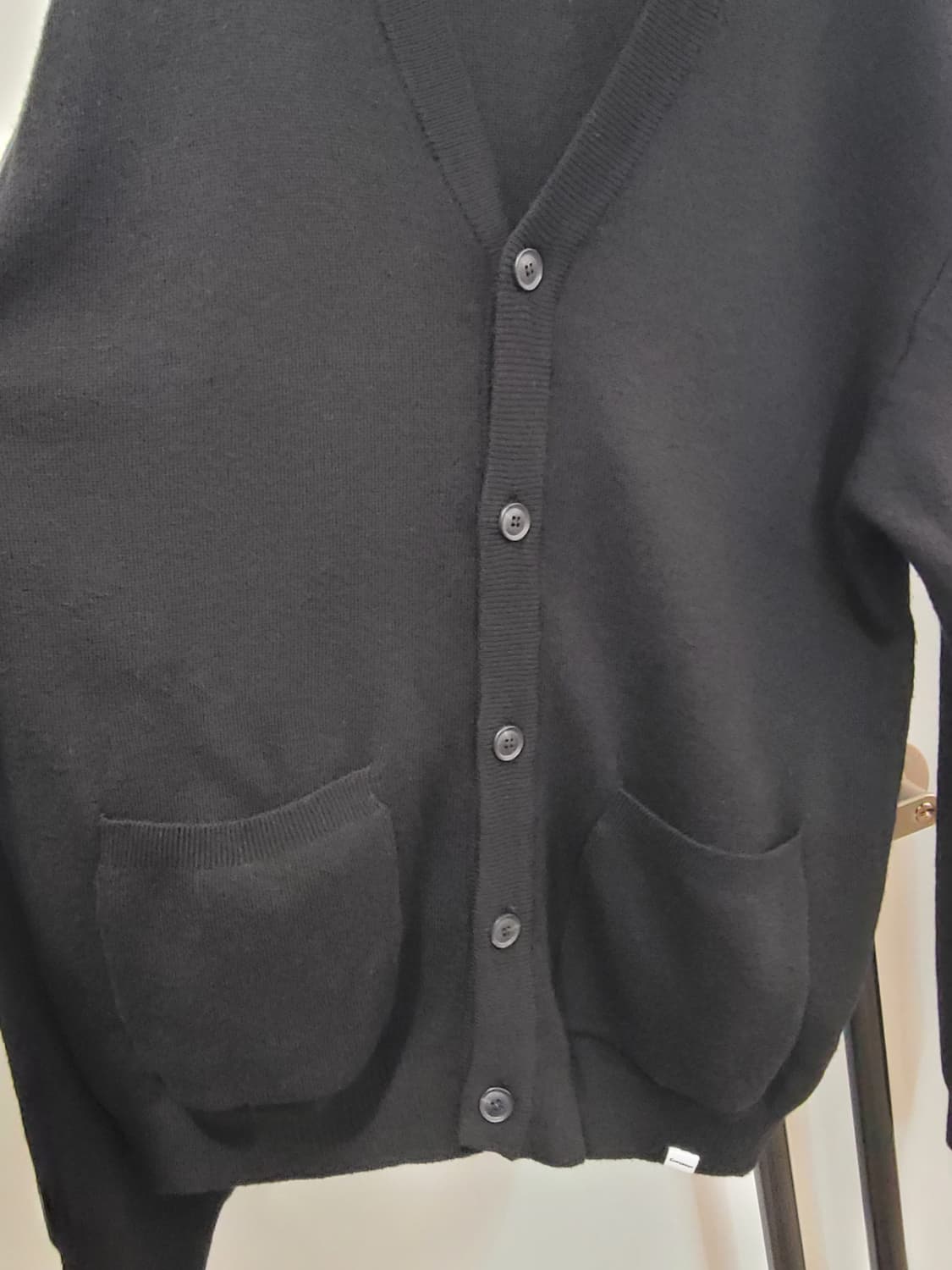 커버낫 울 캐시미어 블랙 브이넥 가디건 남녀공용 오버핏 S사이즈 상품이미지3