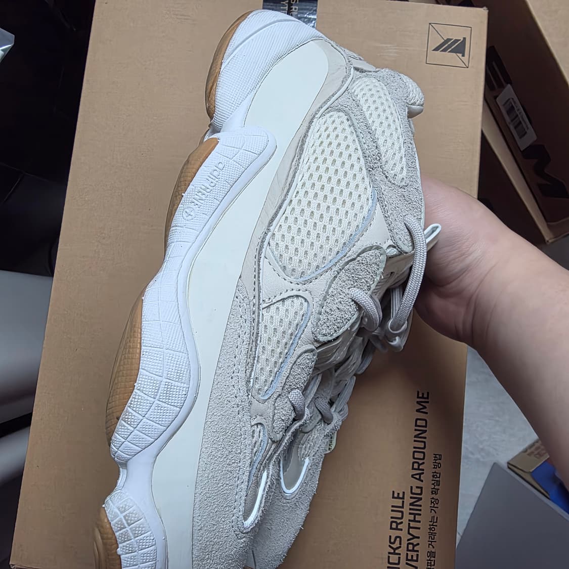 아디다스 이지 500 스톤 토프 285사이즈 상품이미지3