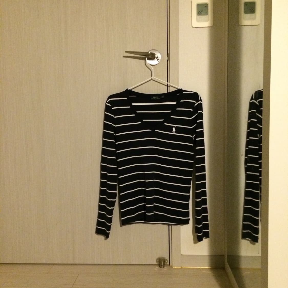 폴로 브이넥 스프라이트 네이비 긴팔티  상품이미지5