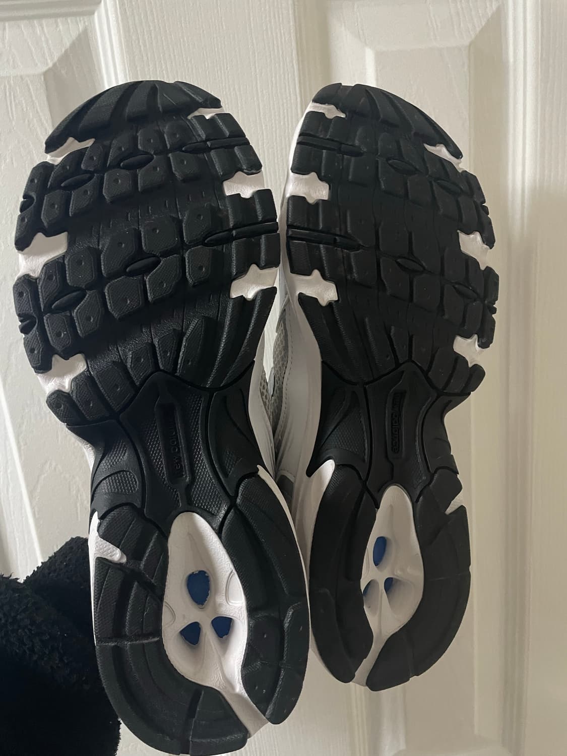 뉴발란스 MR530AD 화이트실버 265 상품이미지4