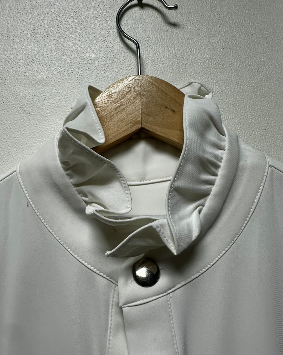 디벨 프릴 셔츠 상품이미지2