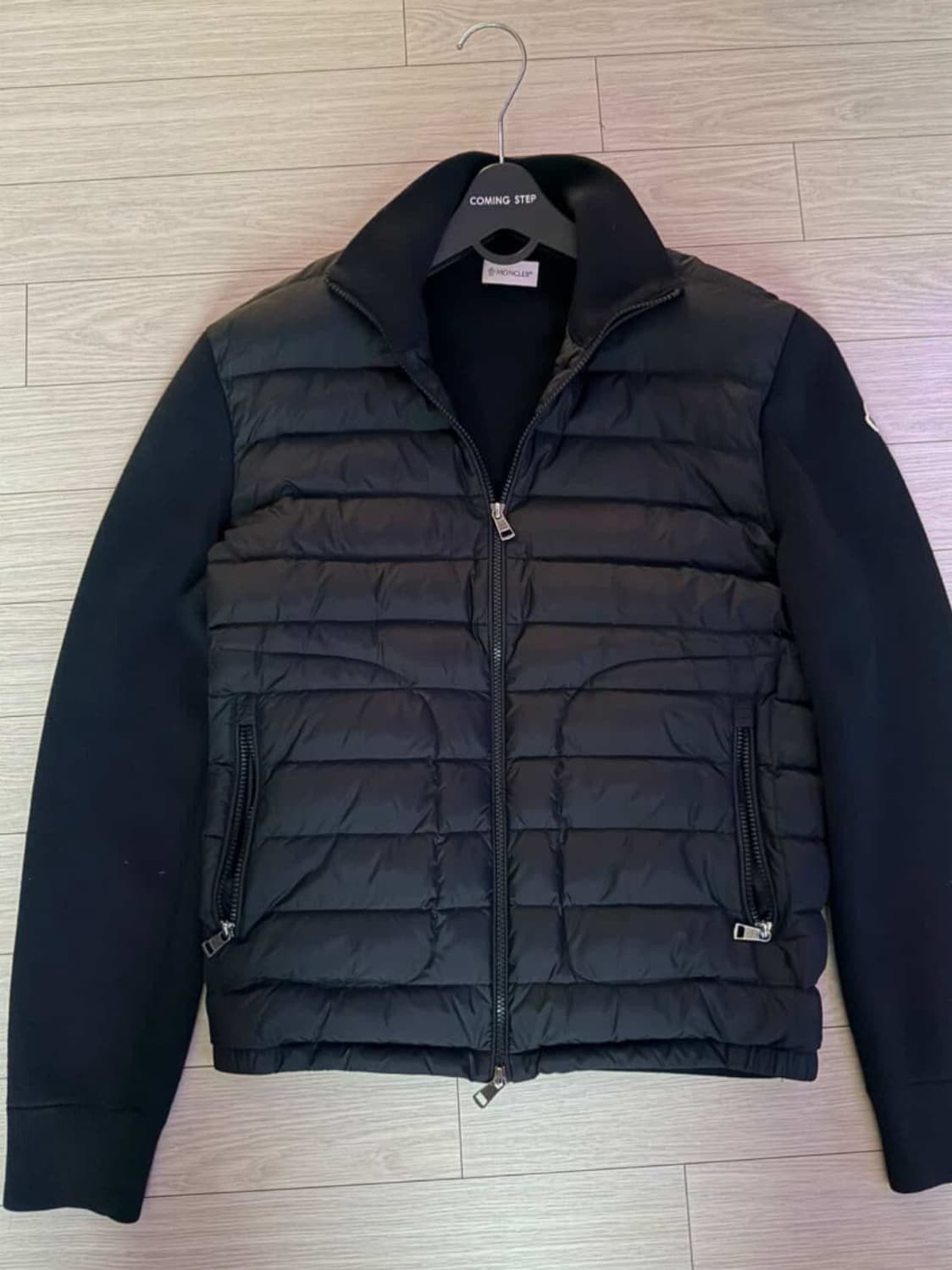 몽클니트패딩 상품이미지1