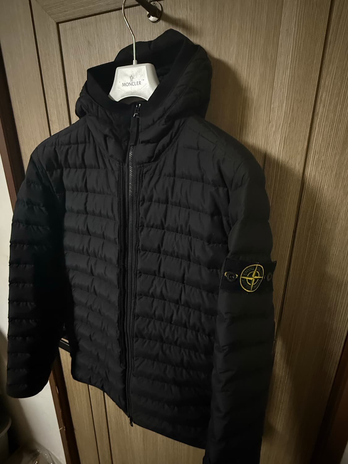 스톤아일랜드 21FW 나일론텔라 패딩 블랙 L 상품이미지2