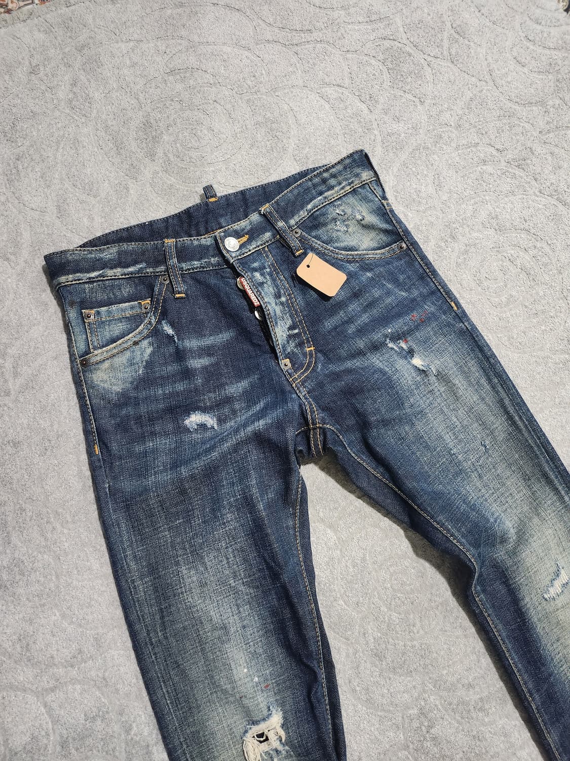 **디스퀘어드2 워싱 데님 팬츠 (슬림핏)-29 상품이미지2