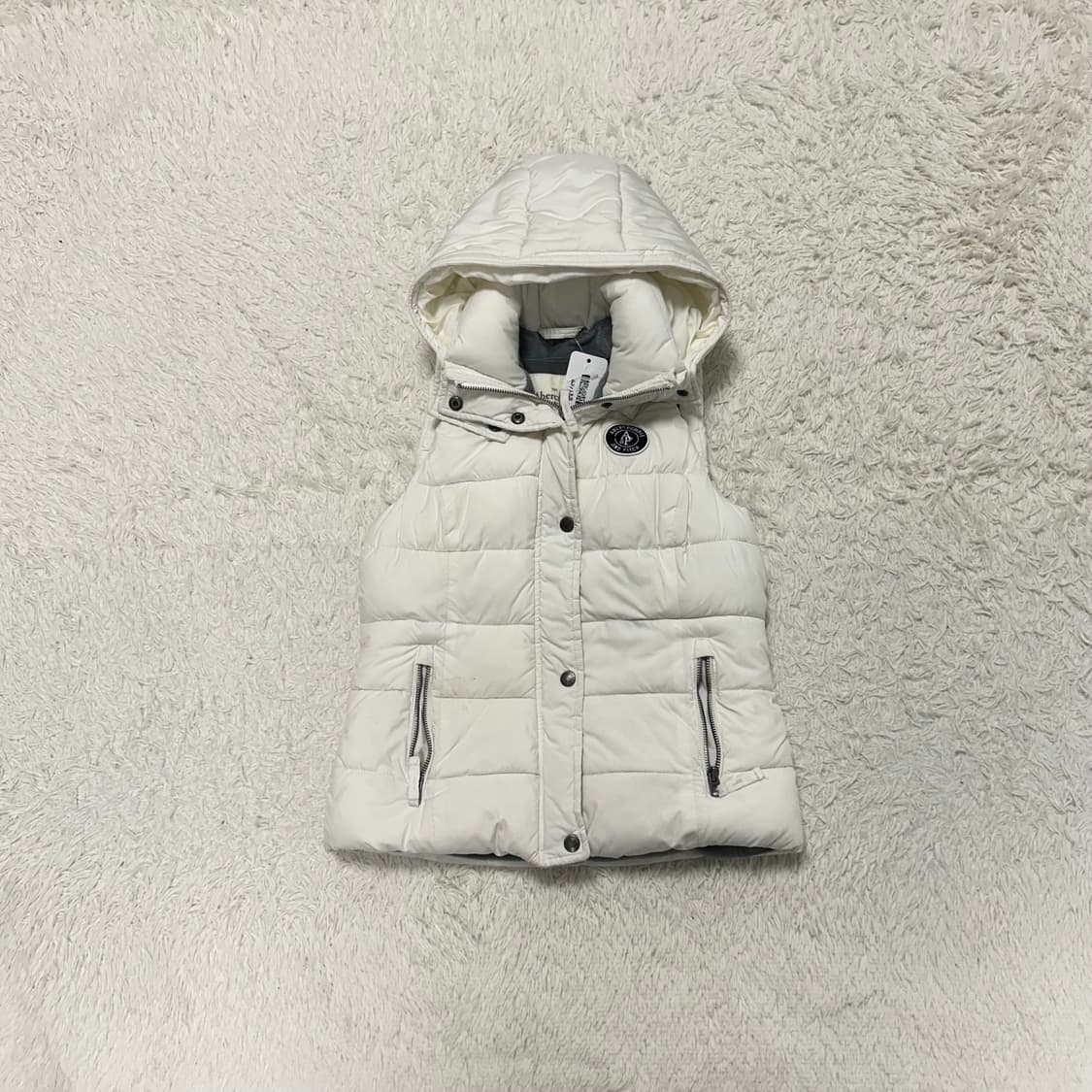 Abercrombie Ivory Padded Vest 상품이미지4