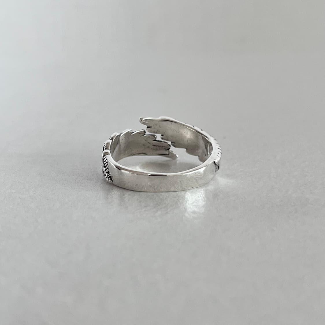 깃털 카빙 반지 상품이미지3