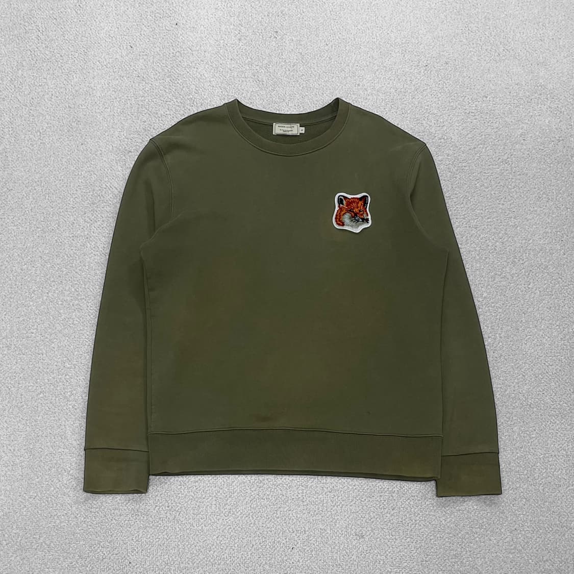 메종키츠네 빅 폭스 패치 맨투맨 카키 상품이미지1