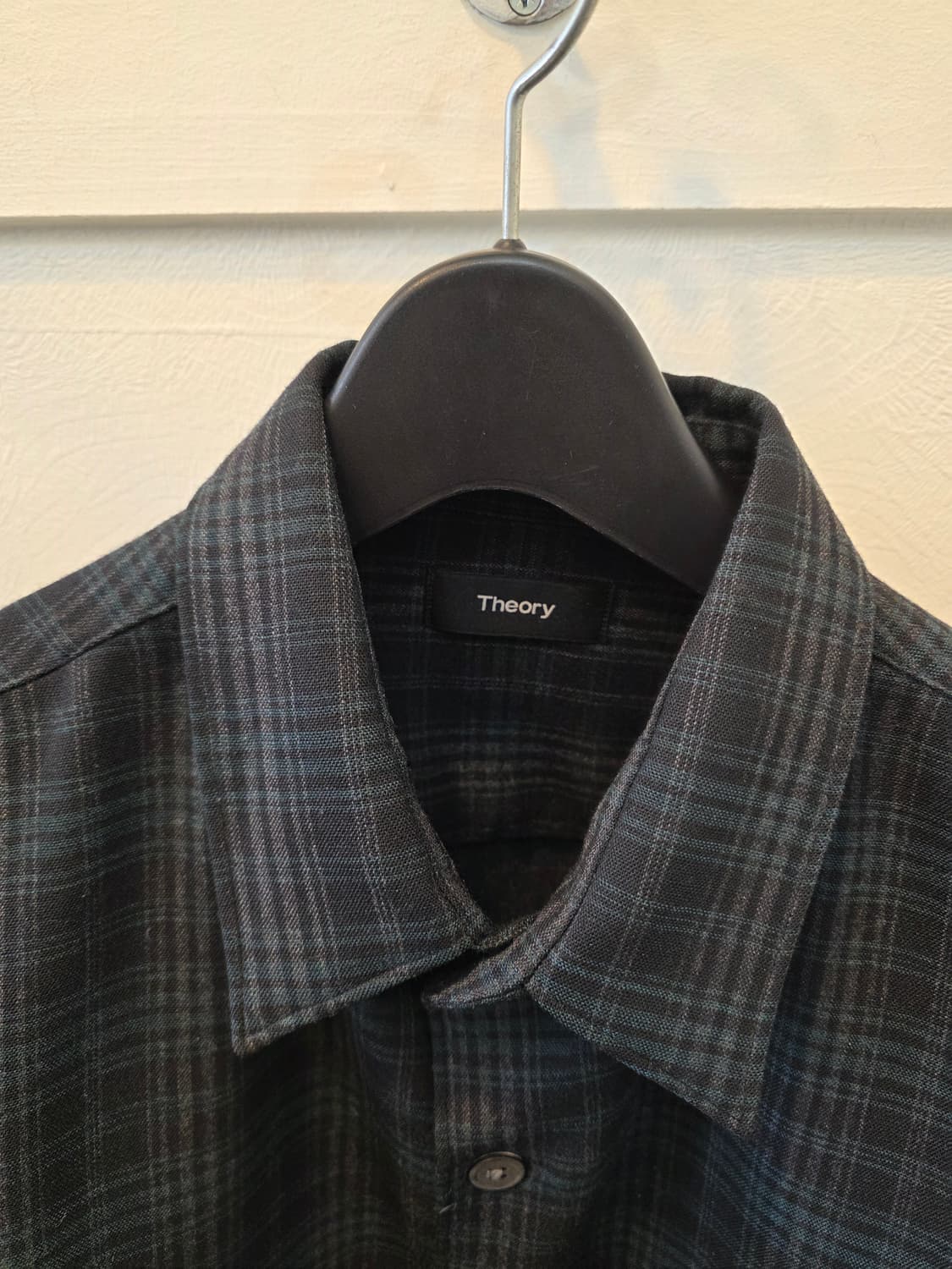Theory 띠어리 다크그린 체크 패턴 셔츠 상품이미지1