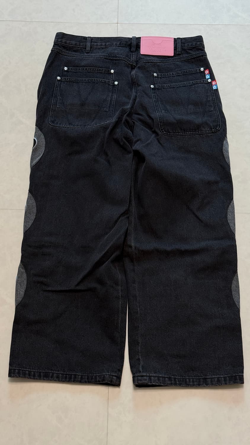 반디더핑크 플라워 패치 데님 상품이미지3