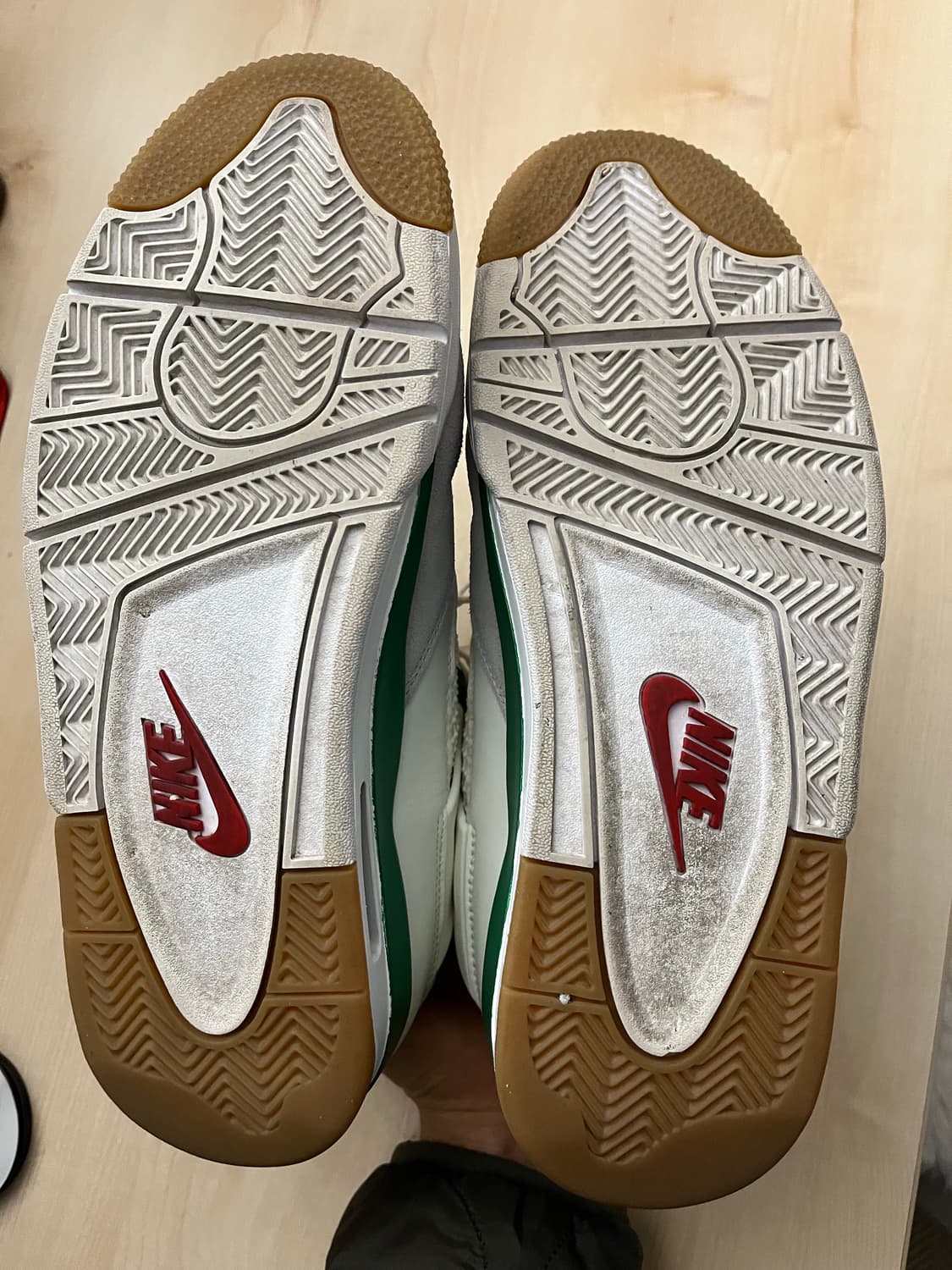 조던4 sb 파인그린 270 상품이미지5