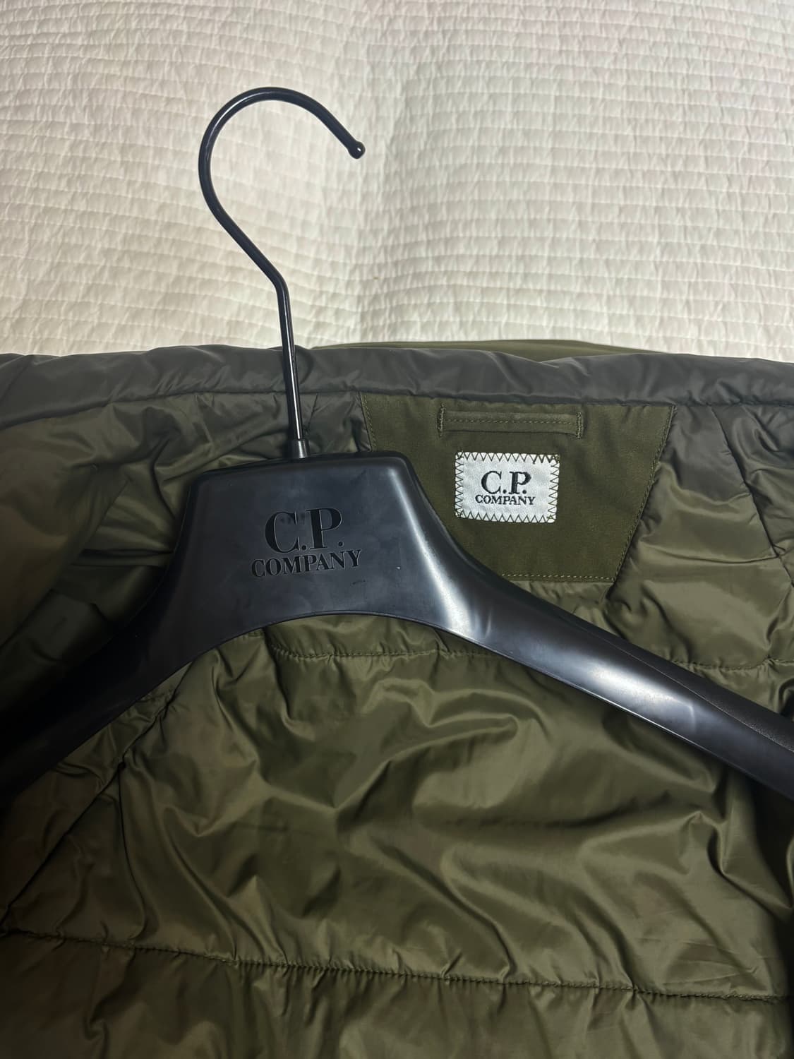 CP 컴퍼니 후드패딩 M 상품이미지3