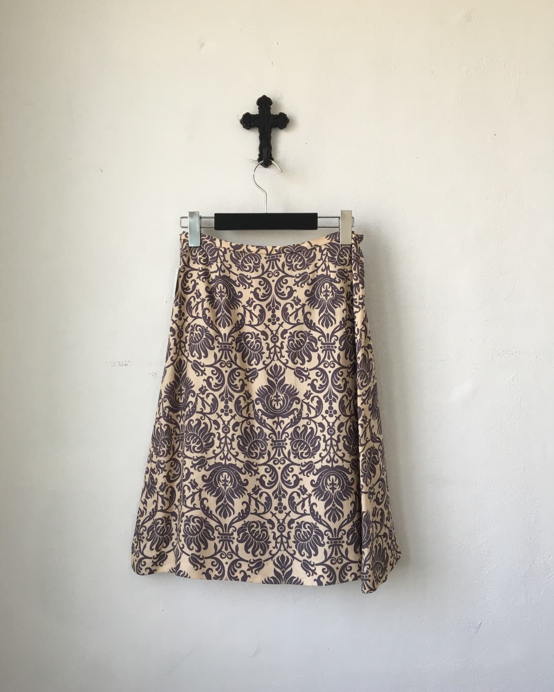 Ornament pattern pleats midi skirt 상품이미지2