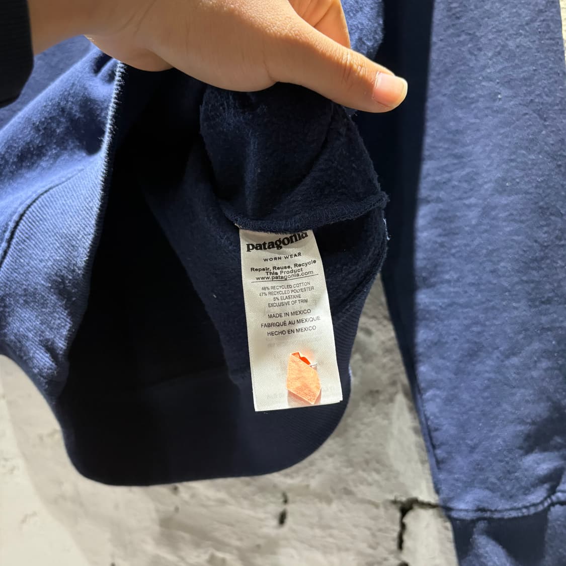 파타고니아 네이비 맨투맨 상품이미지6