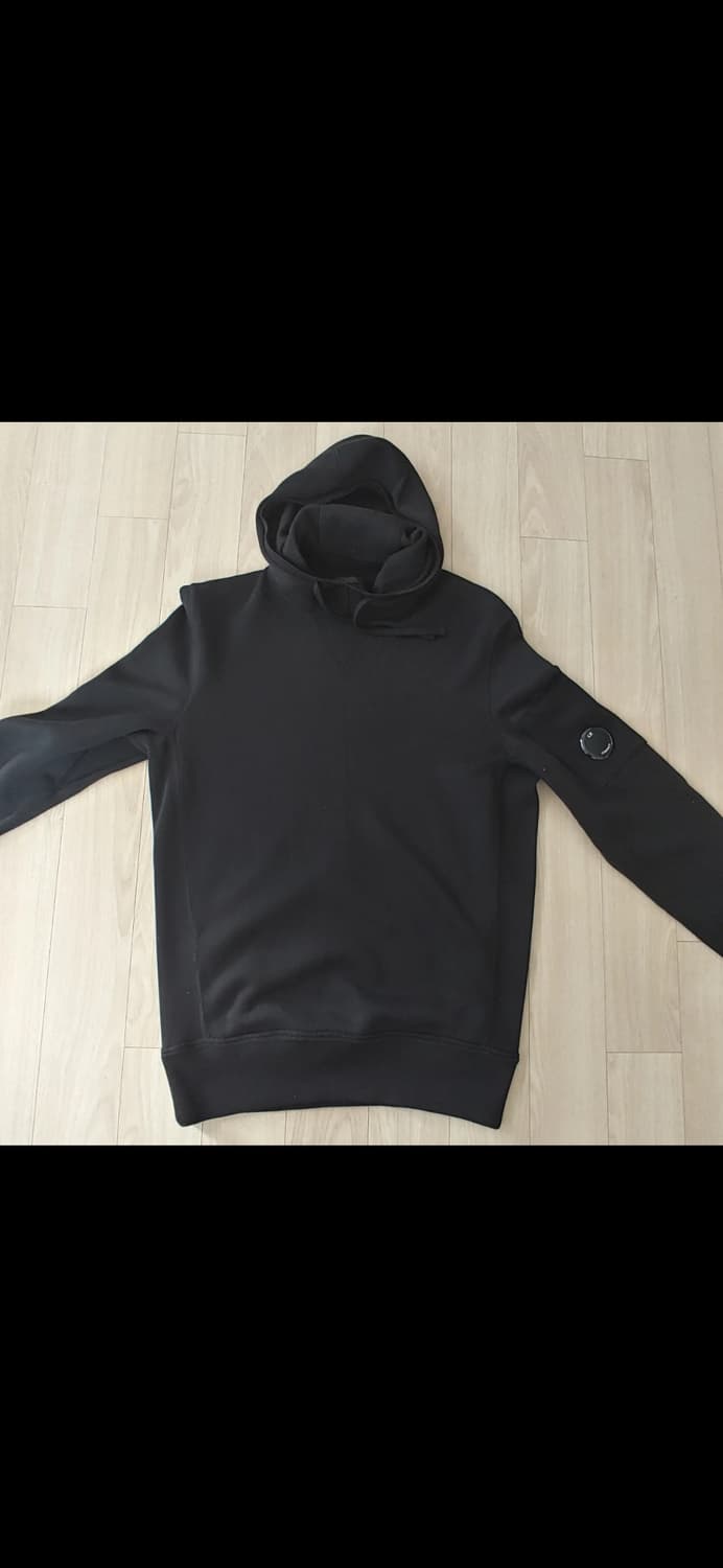 CP 컴퍼니 블랙 후드티 46 상품이미지1