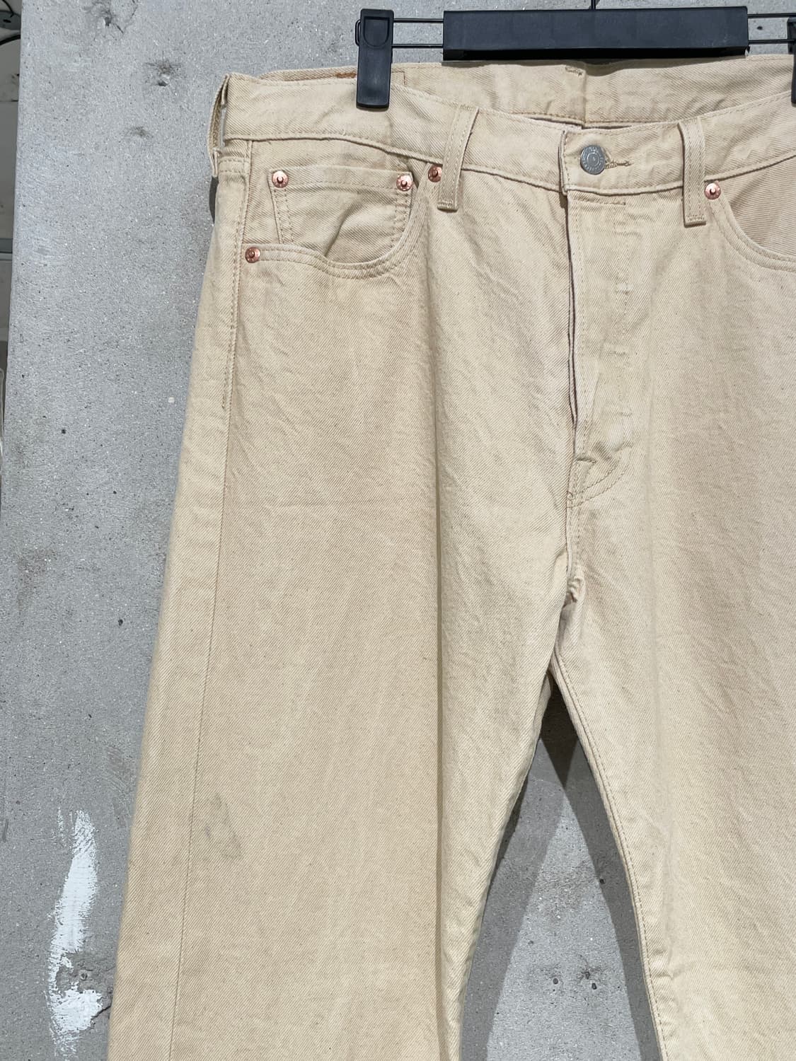 리바이스 501 샌드 버튼 플라이 데님 팬츠 상품이미지2