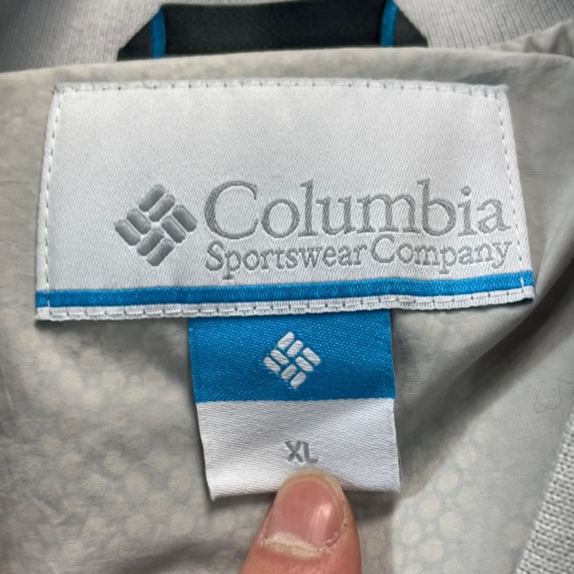 105 컬럼비아 패딩  상품이미지3