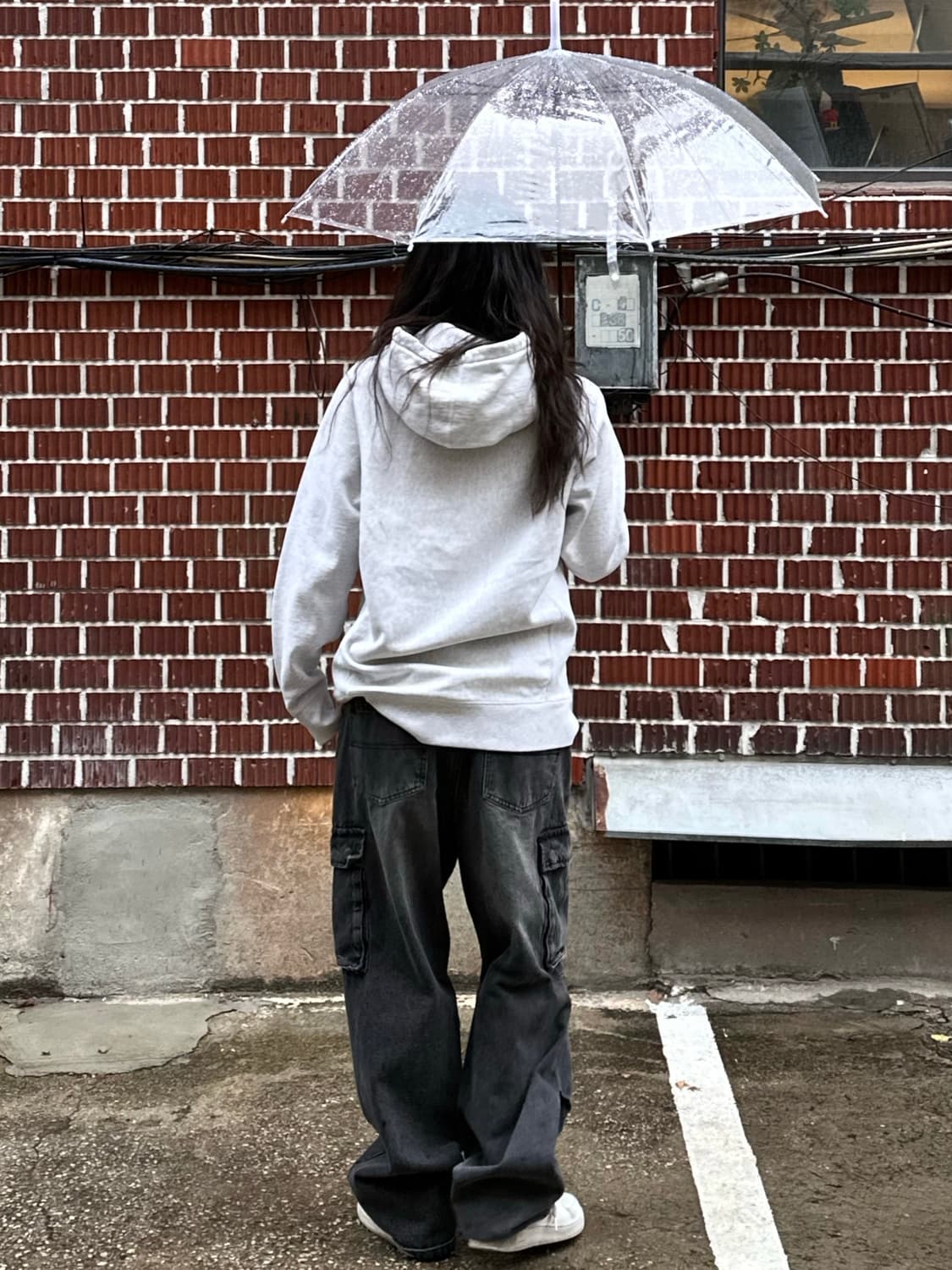 벨벳 스카쟌 슈프림 후드티 흑청 카고 팬츠 코디세트 상품이미지7