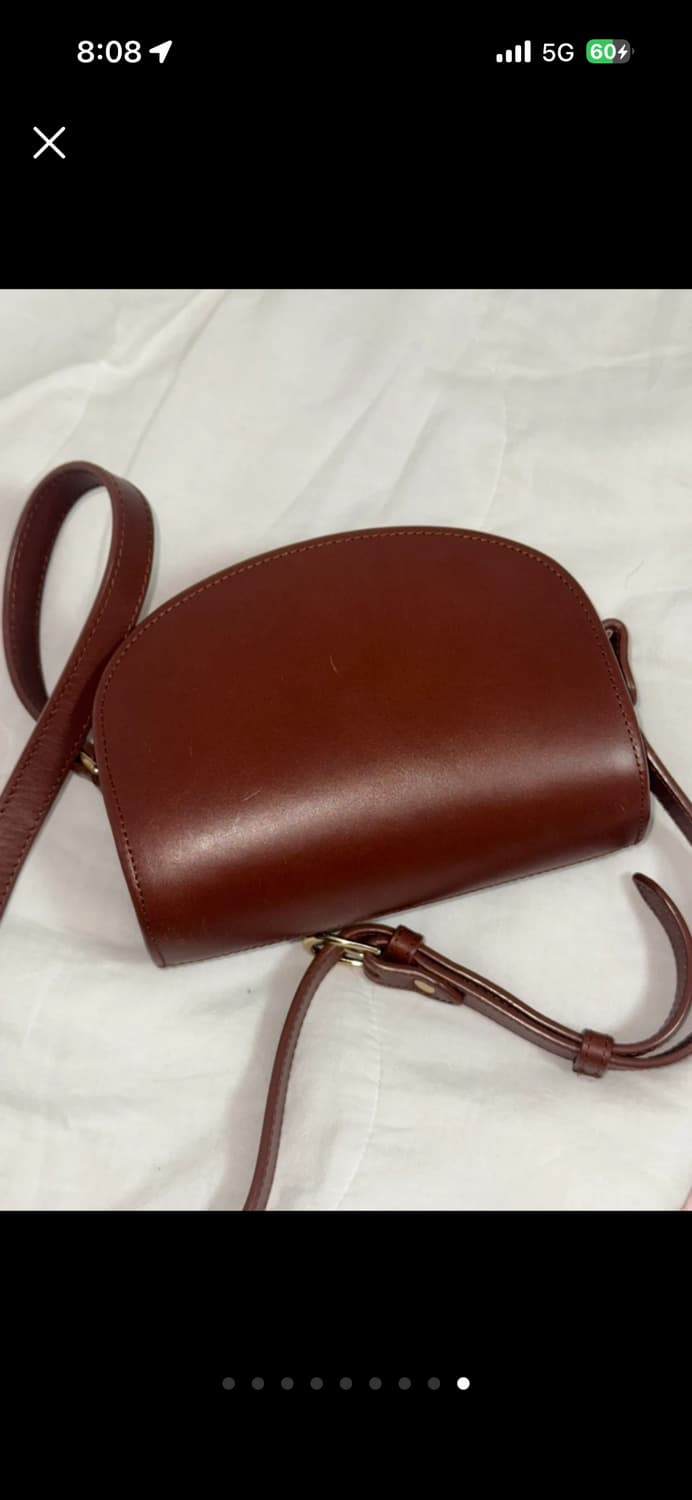 APC 아페쎄 하프문 크로스백 상품이미지9