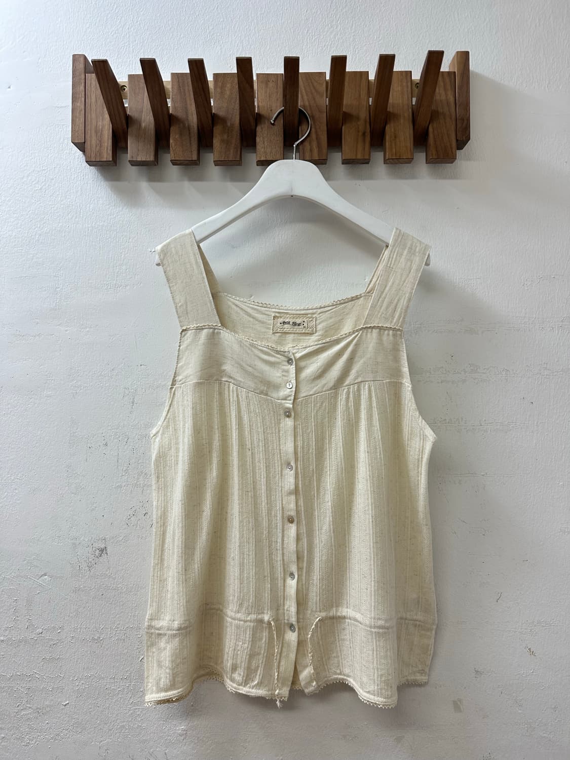 일본빈티지 Petit Fleur 내추럴 버튼업 코튼 슬리브리스 탑 상품이미지1