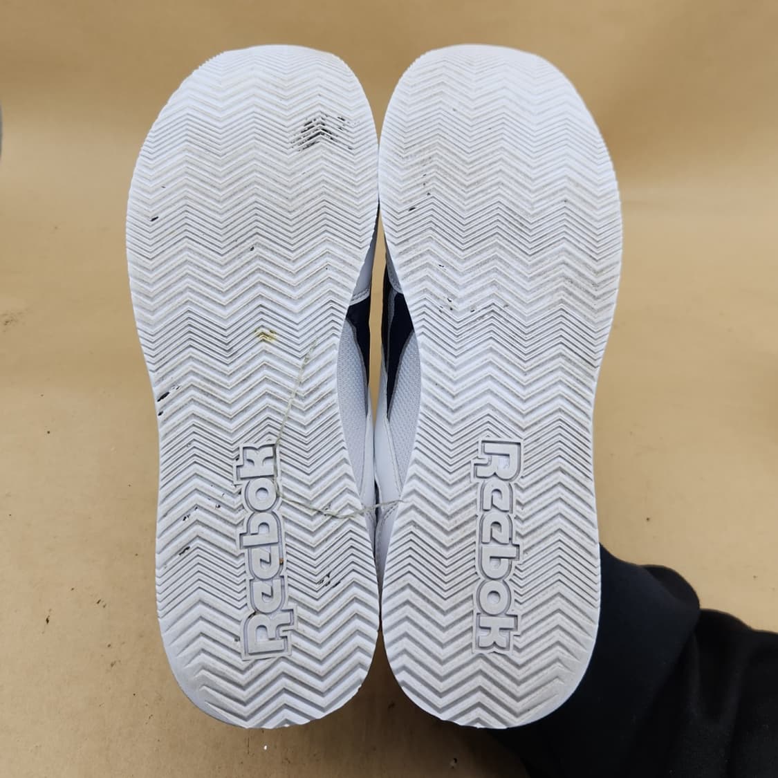 리복 로얄 클래식3 조거 남성운동화270 상품이미지3