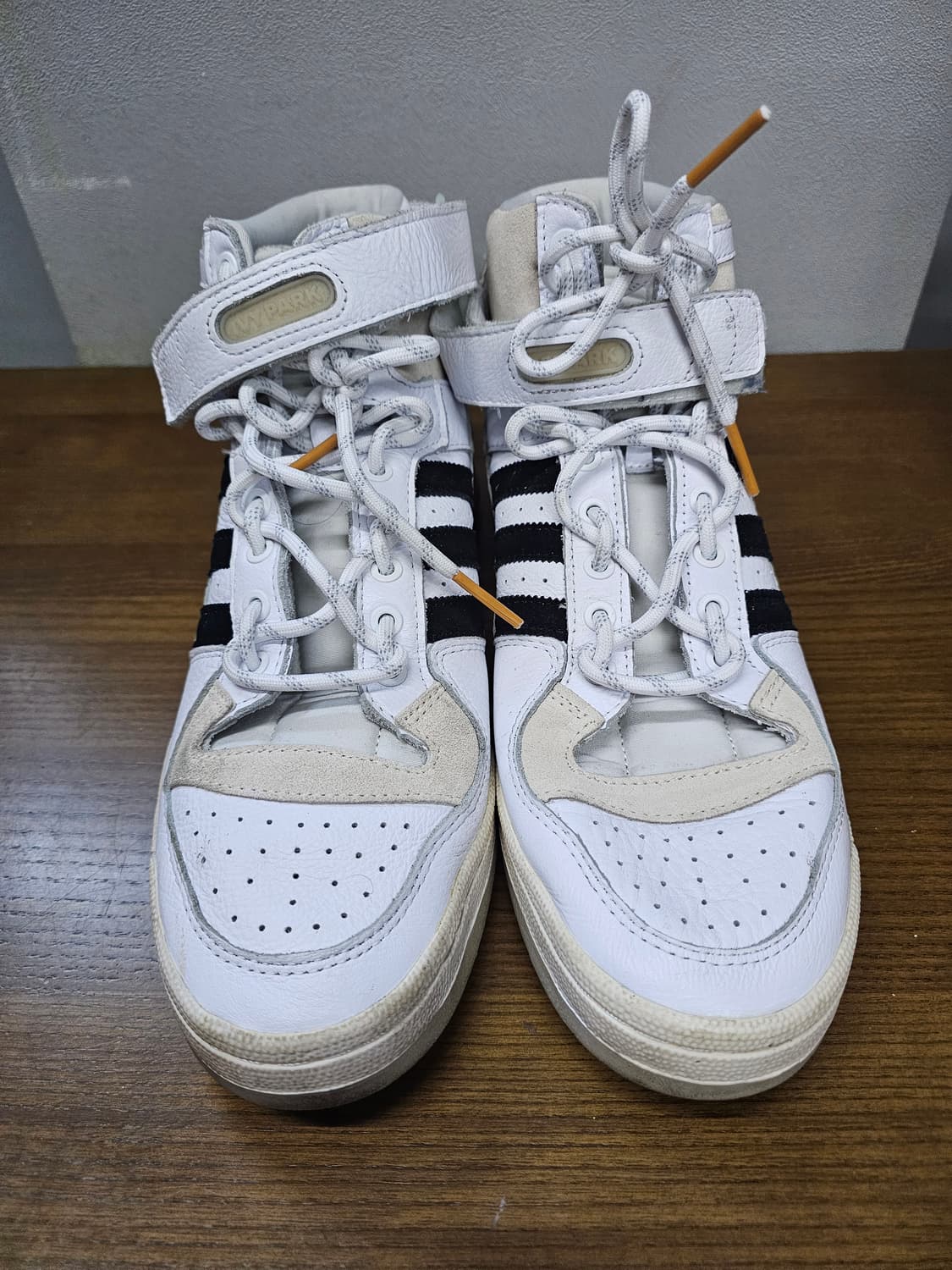 아디다스 x 비욘세 아이비 파크 포럼 미드 상품이미지3