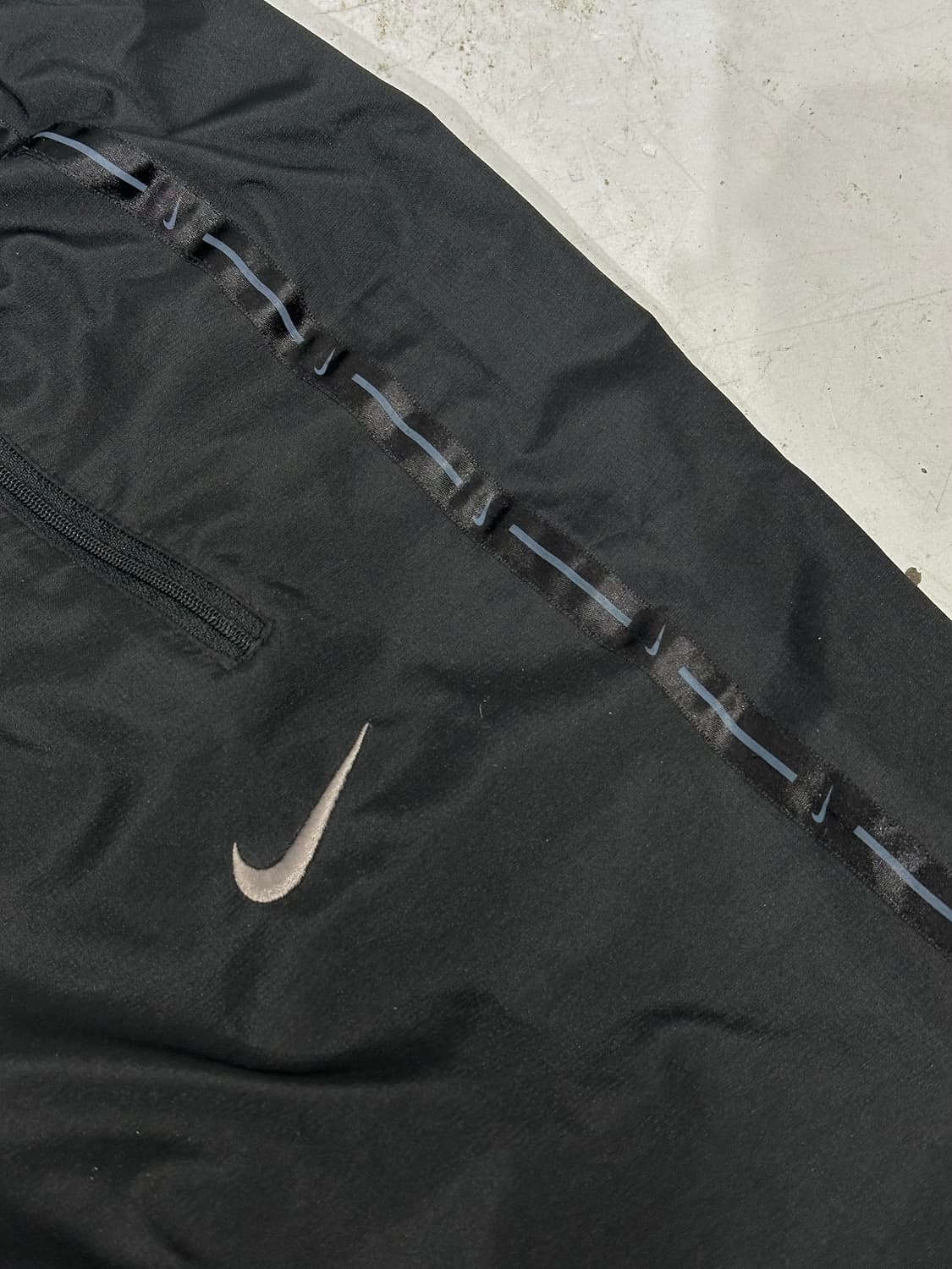 나이키 블랙 사이드 라인 와이드 트랙 팬츠  상품이미지6