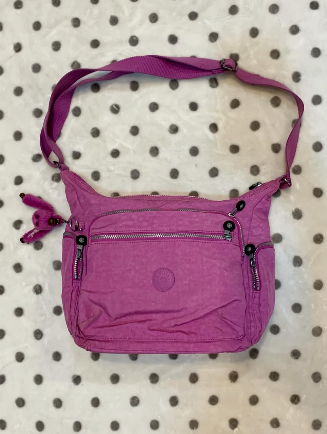 키플링 퍼플 크로스백 상품이미지1