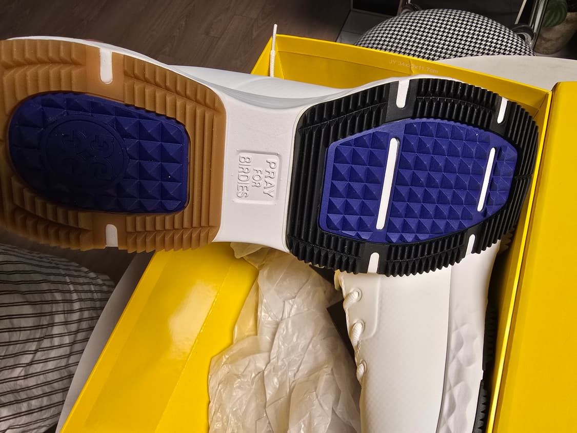 지포어 골프 스니커즈 새제품 42사이즈입니다 상품이미지2