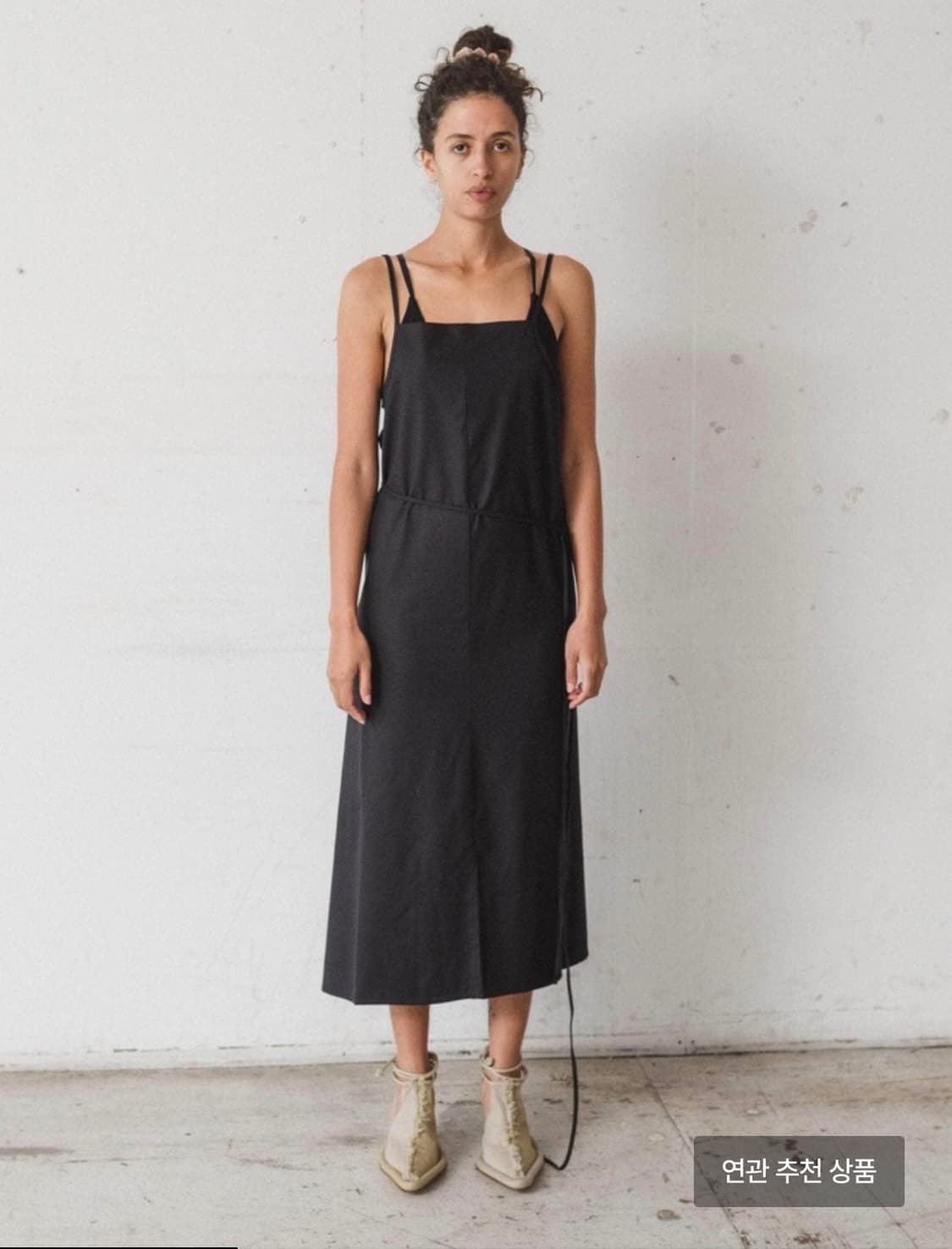 YUMI APRON DRESS [BLACK] 상품이미지1