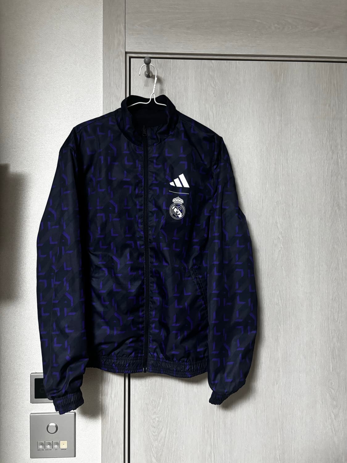 아디다스 레알 마드리드 앤썸 자켓 리버시블 M 상품이미지2