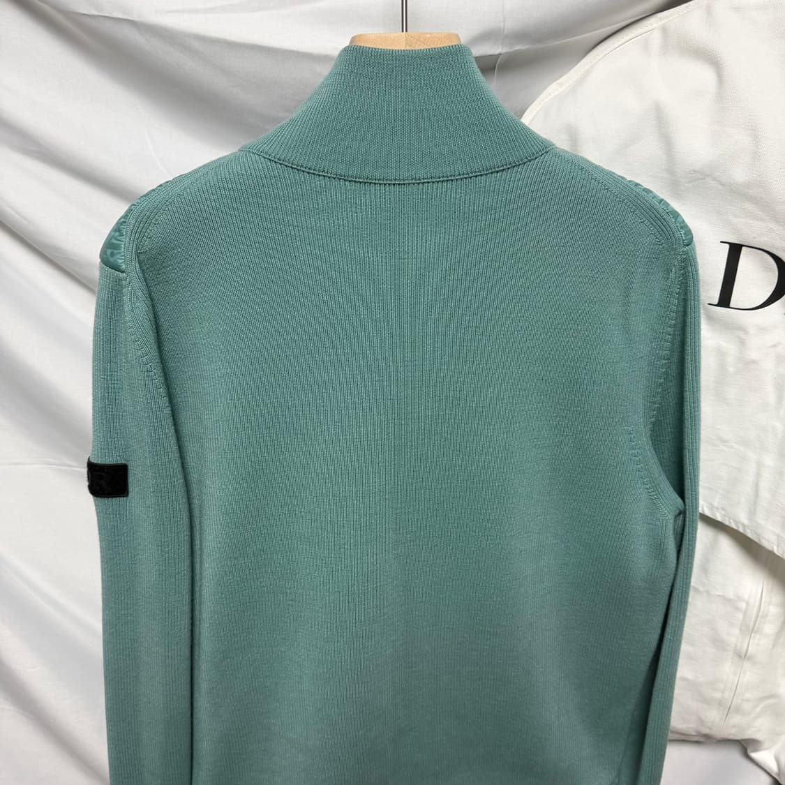 [S+급/M] 디올 오블리크 니트패딩 풀구성 상품이미지5