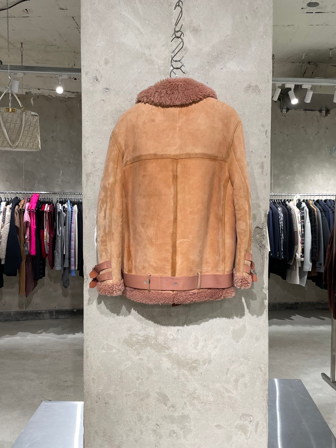 아크네 스튜디오 인카나딘 벨로시테 램 시어링 무스탕 상품이미지6