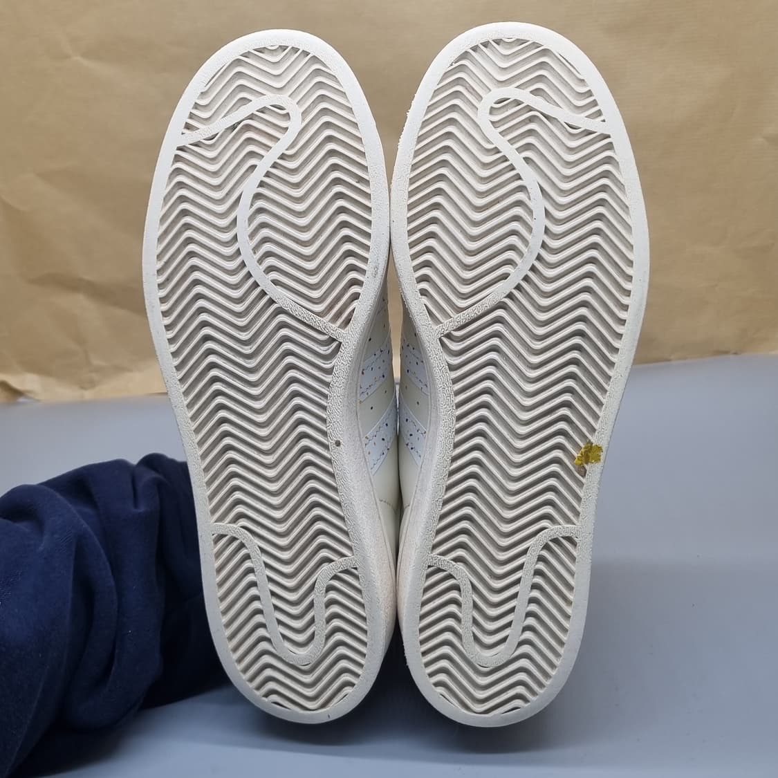 아디다스 슈퍼스타 크림화이트 운동화250  상품이미지3