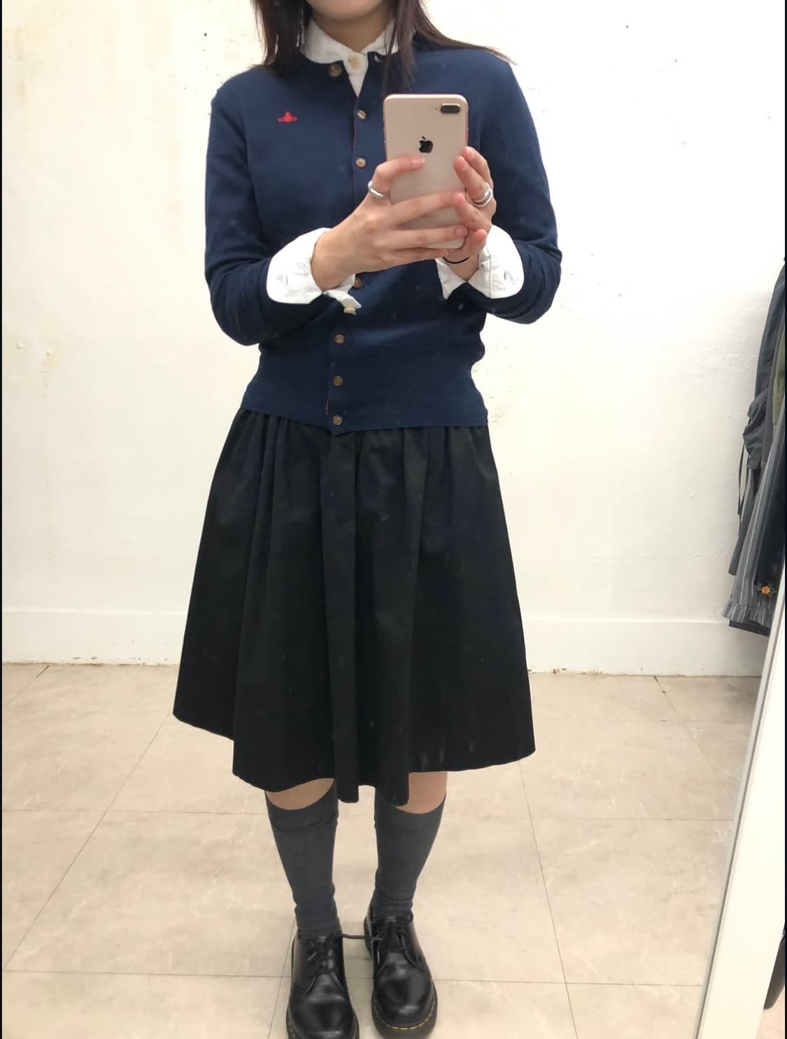 비비안 웨스트우드 라운드넥 가디건 상품이미지3