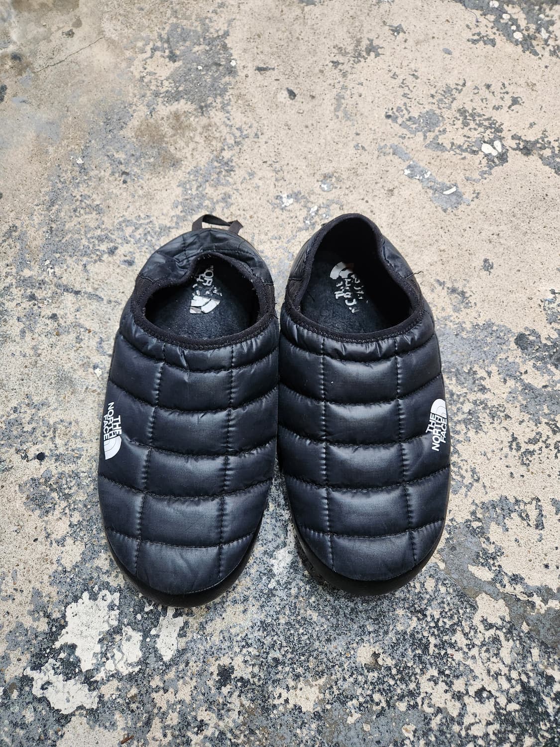 노스페이스 써모볼 트랙션 슬립온 260

 상품이미지1