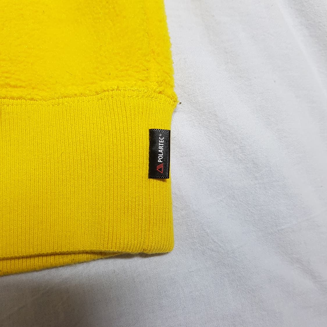 L 슈프림 폴라텍 스몰박스 크루넥 옐로우 맨투맨 상품이미지6