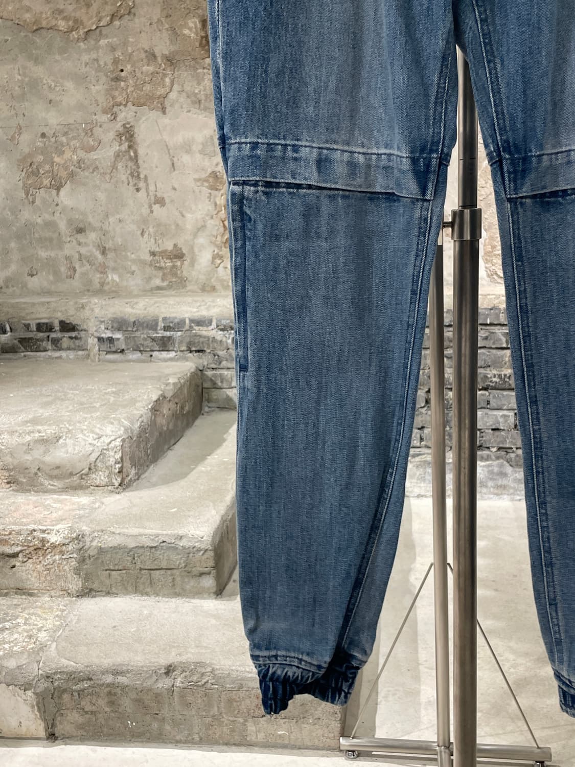 준지 중청 벨크로 니 데님 조거 팬츠 상품이미지4