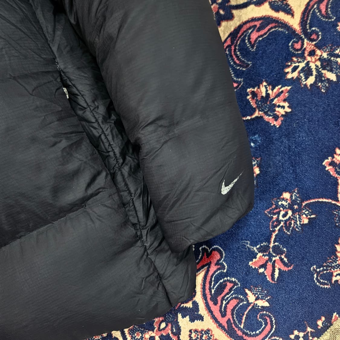 나이키 ACG 시그니쳐 로고 구스다운 푸퍼 패딩 XL size 상품이미지4