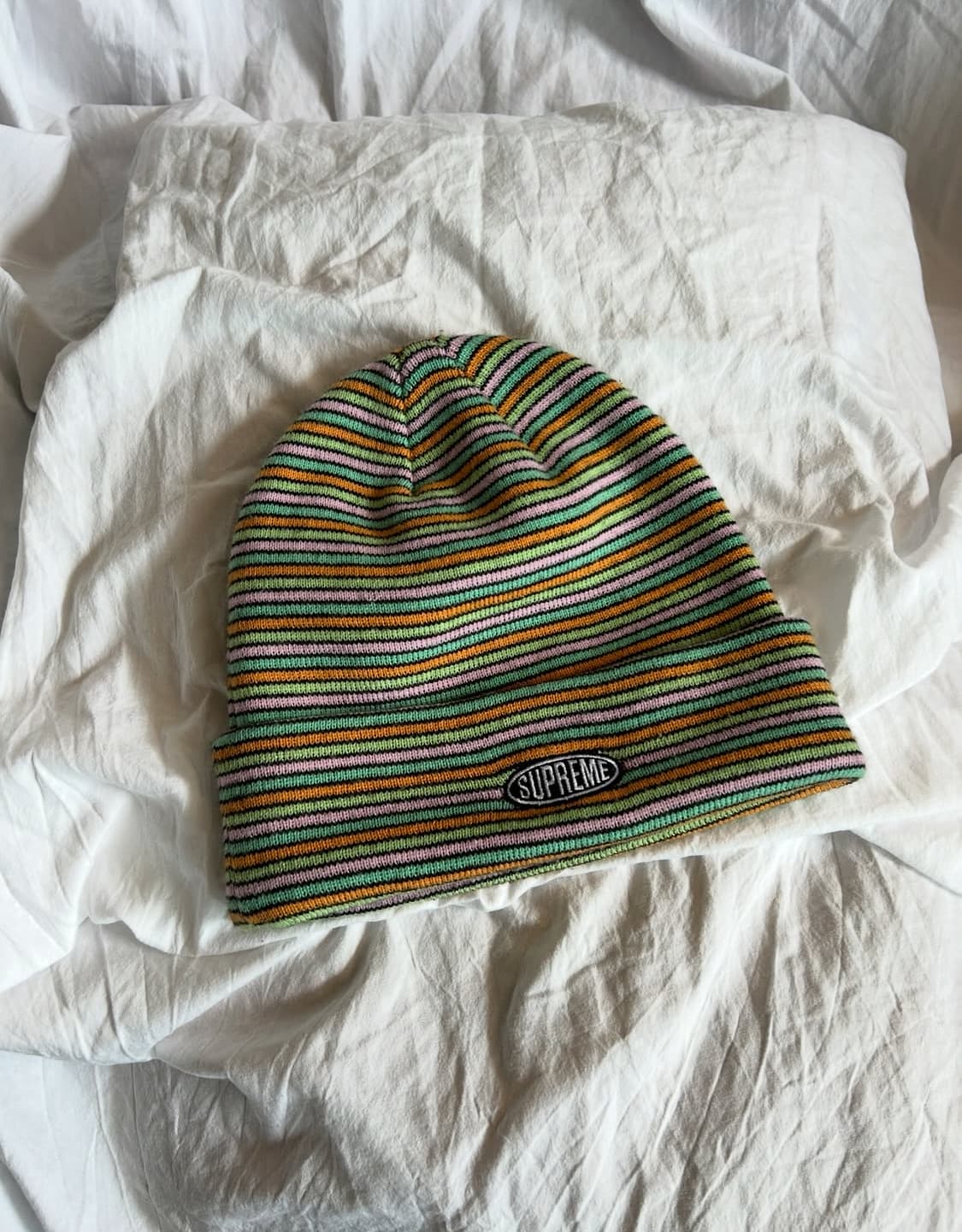 17FW 슈프림 스트라이프 오벌로고 비니 상품이미지1