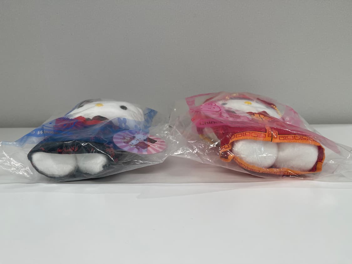 맥도날드 x 헬로키티 산리오 차이니즈 웨딩 인형 세트 상품이미지3