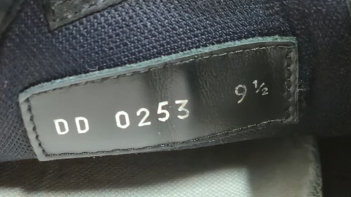 루이비통 정품 285mm-  블랙 스웨이드 스니커즈 9 2/1 상품이미지7