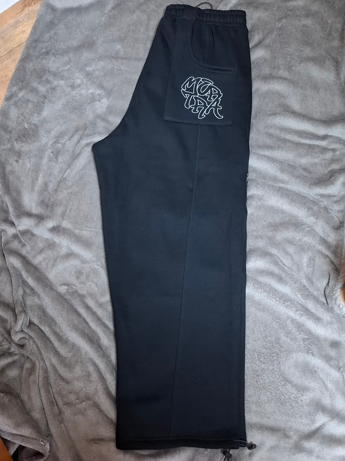 mertea black joggers [M] 새상품 상품이미지2