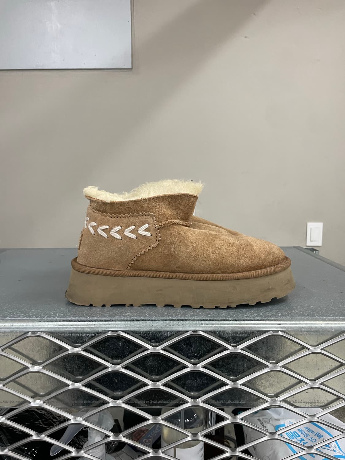 어그 오즈웨어 어덜트 에스키모 플랫폼 230 상품이미지4