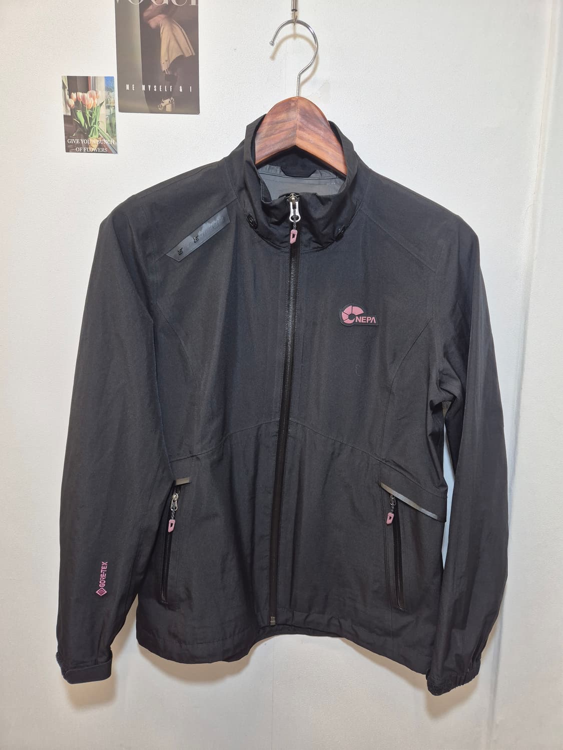 네파 고어텍스 여성 바람막이 자켓  95
사이즈  실측 가슴단면  49  상품이미지1