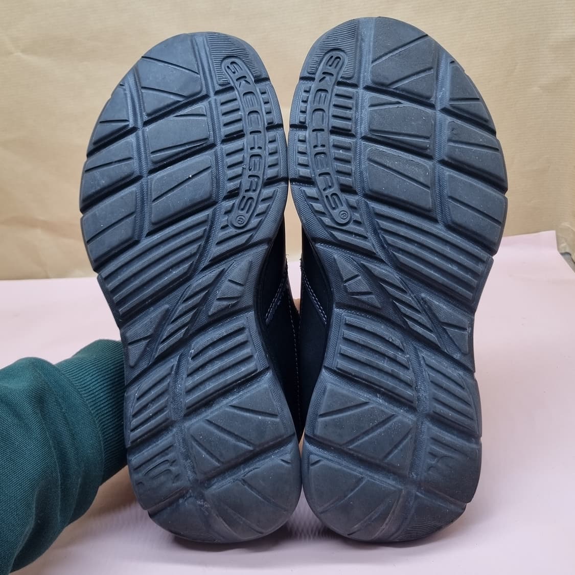 스케쳐스 남성 레더 슬립온265 상품이미지3